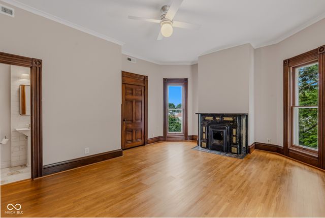1210 16th Street, Columbus, IN 47201