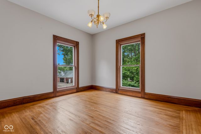 1210 16th Street, Columbus, IN 47201