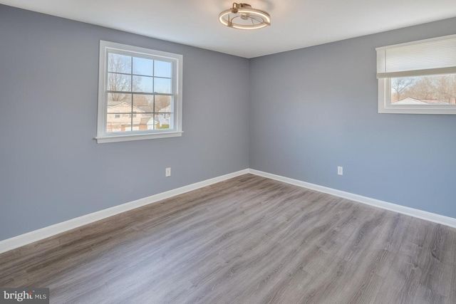 22 CLEMSON RD, Cherry Hill, NJ 08034