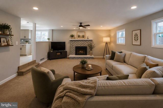 22 CLEMSON RD, Cherry Hill, NJ 08034