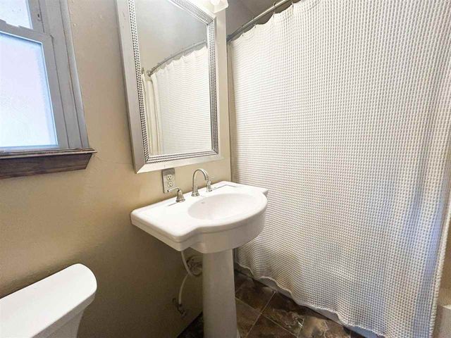 309 W Ohio, Walters, OK 73572