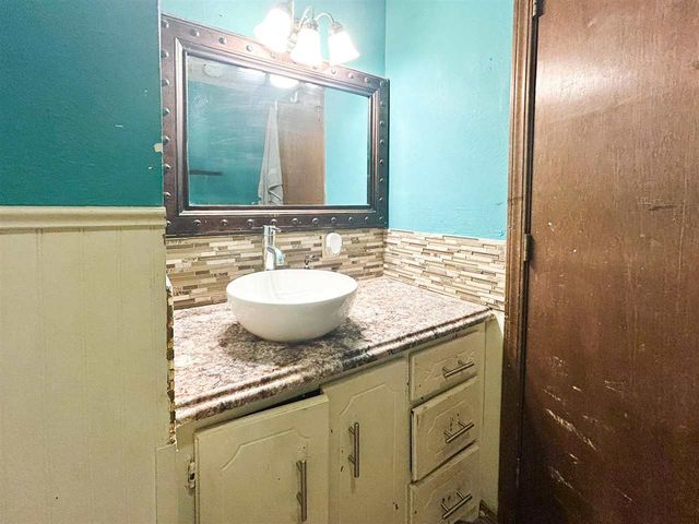 309 W Ohio, Walters, OK 73572