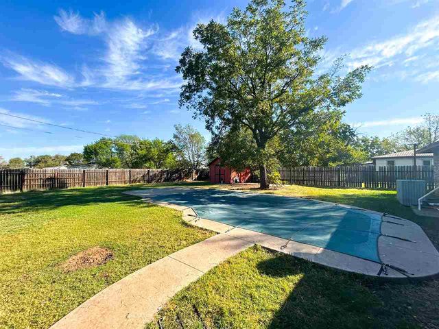 309 W Ohio, Walters, OK 73572