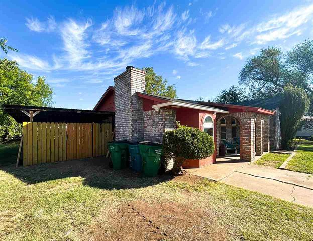 309 W Ohio, Walters, OK 73572