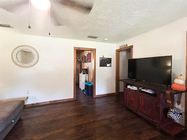 309 W Ohio, Walters, OK 73572