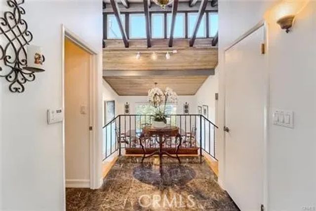 21651 Yucatan Avenue, Woodland Hills, CA 91364