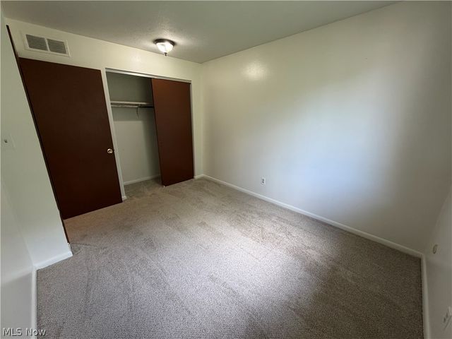 648 Loomis Avenue 658, Cuyahoga Falls, OH 44221