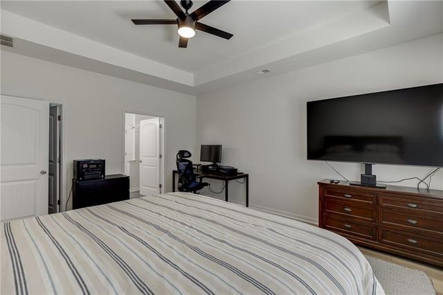 381 Eagles Bluff Way, Hoschton, GA 30548