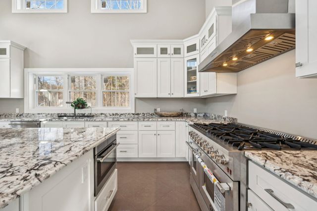 28 Lady Slipper Lane, Wolfeboro, NH 03894