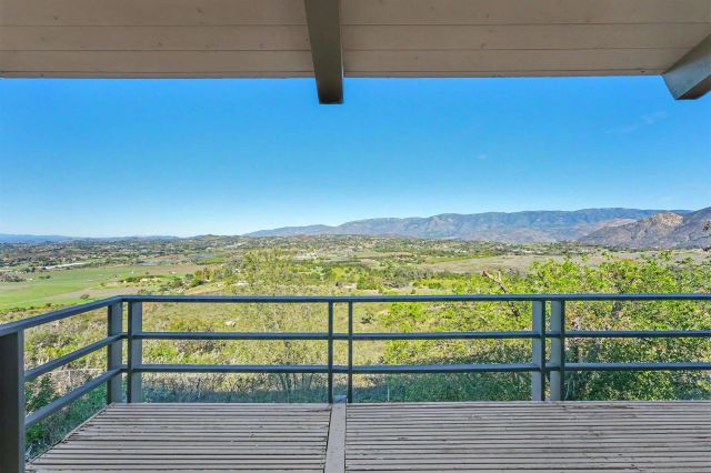 27608 Cobb Ln, Valley Center, CA 92082