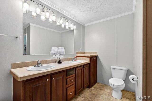 3686 State Road Z, Hillsboro, MO 63050
