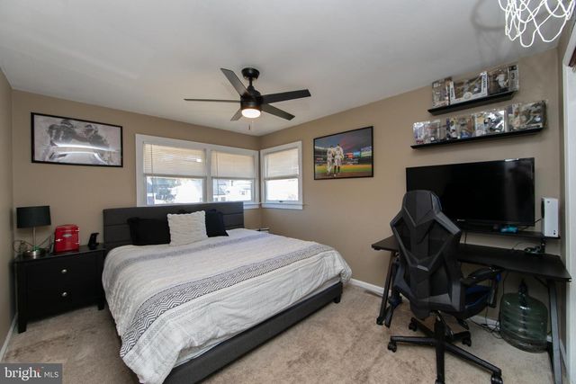 5 SUMMER AVE, Burlington, NJ 08016