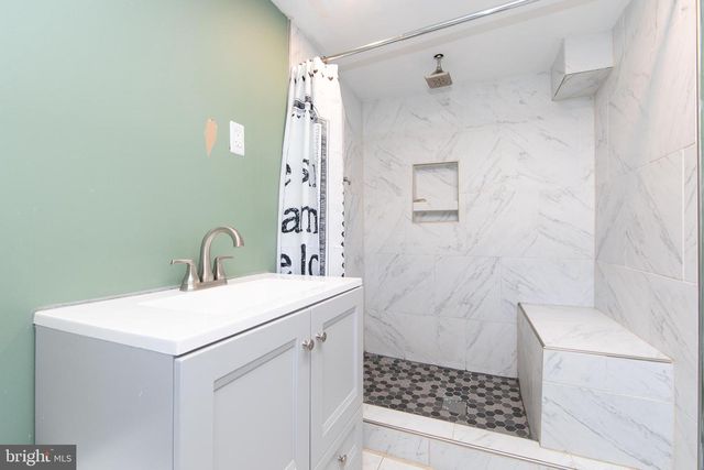 5 SUMMER AVE, Burlington, NJ 08016