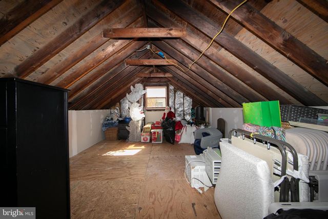 5 SUMMER AVE, Burlington, NJ 08016