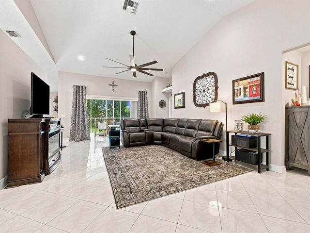 7960 Laina Lane Unit 3, Boynton Beach, FL 33437