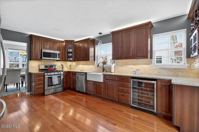 712 Adams Circle, Ballston Spa, NY 12020