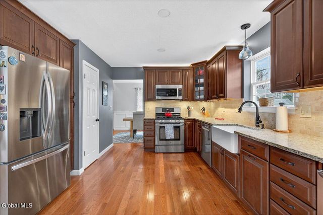 712 Adams Circle, Ballston Spa, NY 12020