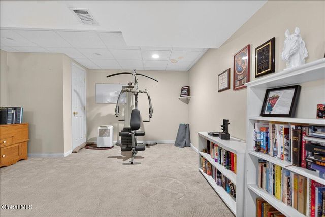 712 Adams Circle, Ballston Spa, NY 12020