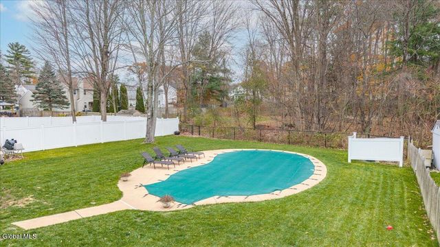 712 Adams Circle, Ballston Spa, NY 12020