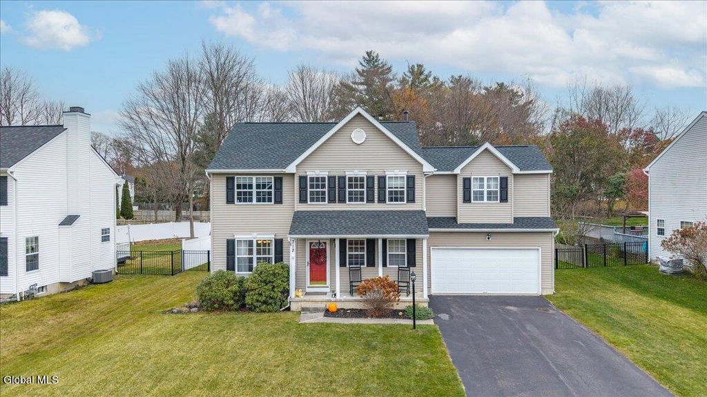 712 Adams Circle, Ballston Spa, NY 12020