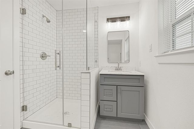 6620 Lawndale Street 3, Houston, TX 77023