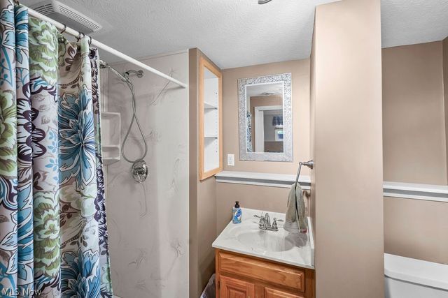 4994 Comanche Trail, Stow, OH 44224
