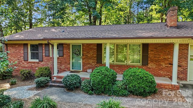 213 Bostian Lake Road, Statesville, NC 28677