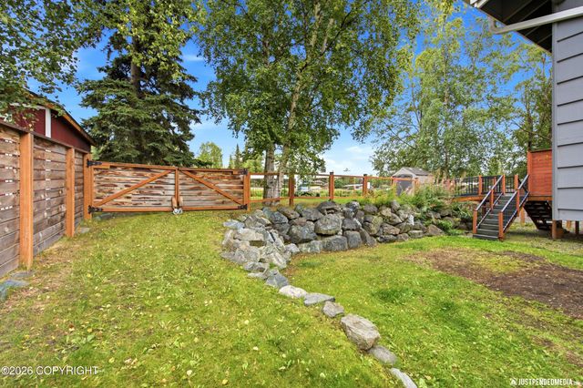 13141 Nora Drive, Anchorage, AK 99515
