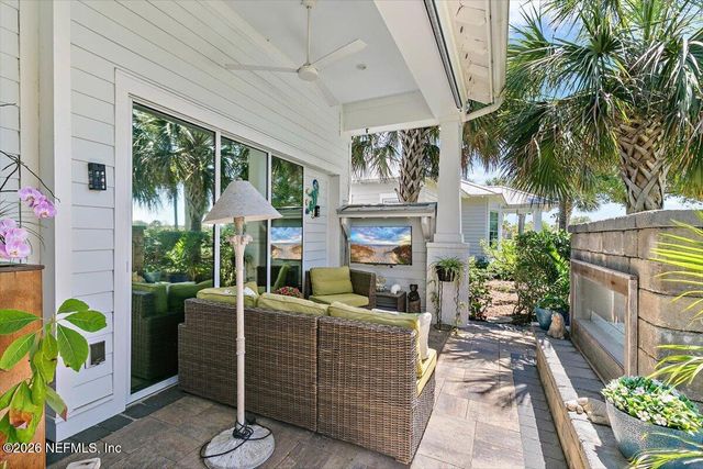 556 TIMBER BRIDGE Lane, Atlantic Beach, FL 32233