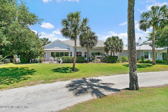 556 TIMBER BRIDGE Lane, Atlantic Beach, FL 32233
