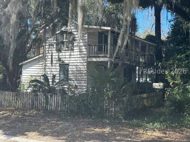 1202 Greene St, Beaufort, SC 29902