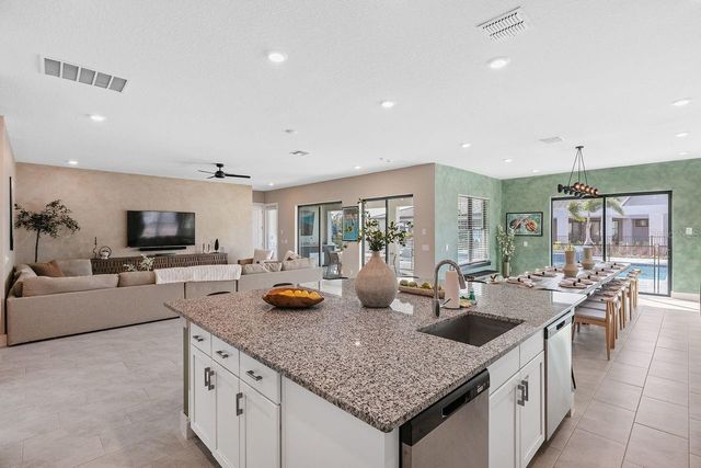 1008 COYOTE CREEK WAY, Reunion, FL 34747