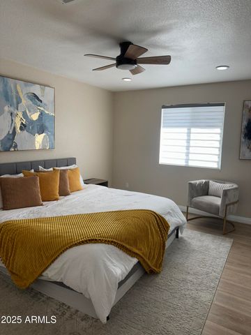 3209 E MARILYN Road, Phoenix, AZ 85032