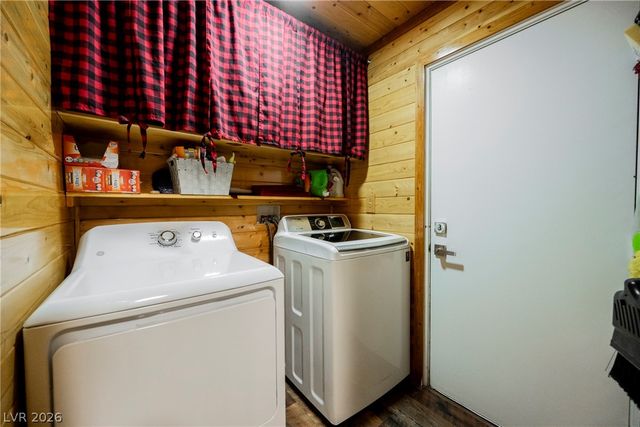 3021 Robincrest Court, North Las Vegas, NV 89031