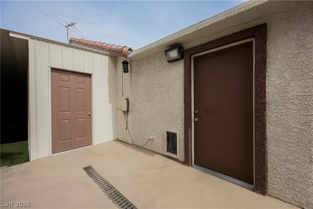 3021 Robincrest Court, North Las Vegas, NV 89031