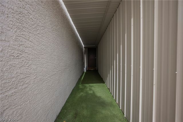 3021 Robincrest Court, North Las Vegas, NV 89031