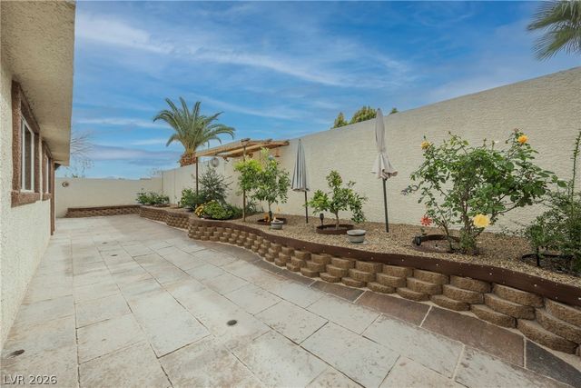 3021 Robincrest Court, North Las Vegas, NV 89031