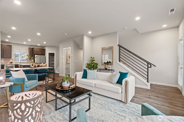 309 207th Place SE, Bothell, WA 98012