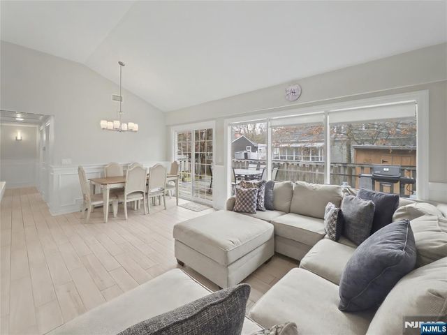 17 George Road, Emerson, NJ 07630