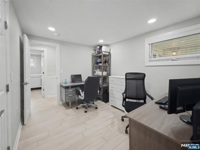 17 George Road, Emerson, NJ 07630