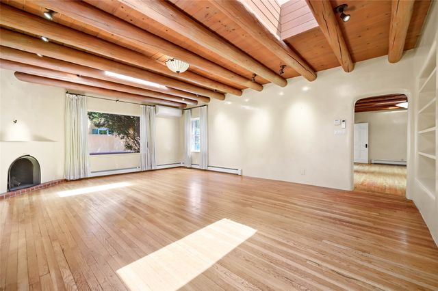 513 Plaza Balentine, Santa Fe, NM 87501