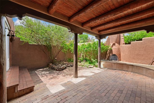 513 Plaza Balentine, Santa Fe, NM 87501