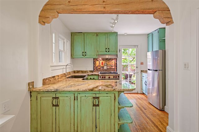 513 Plaza Balentine, Santa Fe, NM 87501