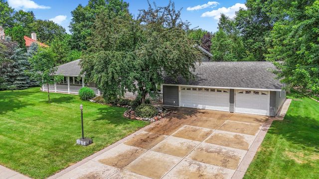 213 2nd Street N, Cold Spring, MN 56320