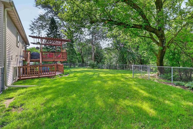 753 Walker Way, Edgerton, WI 53534