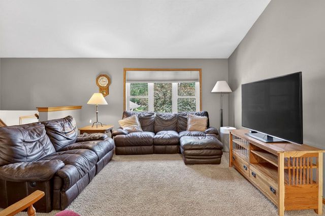 753 Walker Way, Edgerton, WI 53534