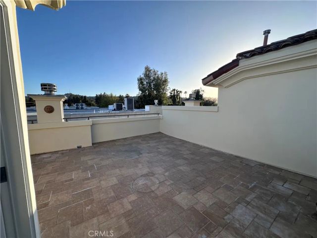 4328 Gentry Avenue 2, Studio City, CA 91604