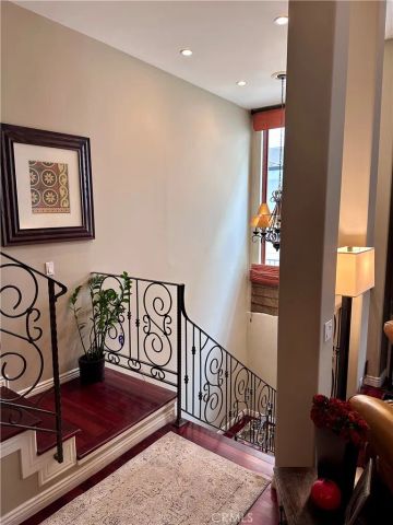 4328 Gentry Avenue 2, Studio City, CA 91604