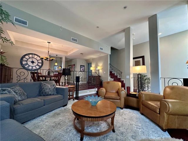 4328 Gentry Avenue 2, Studio City, CA 91604