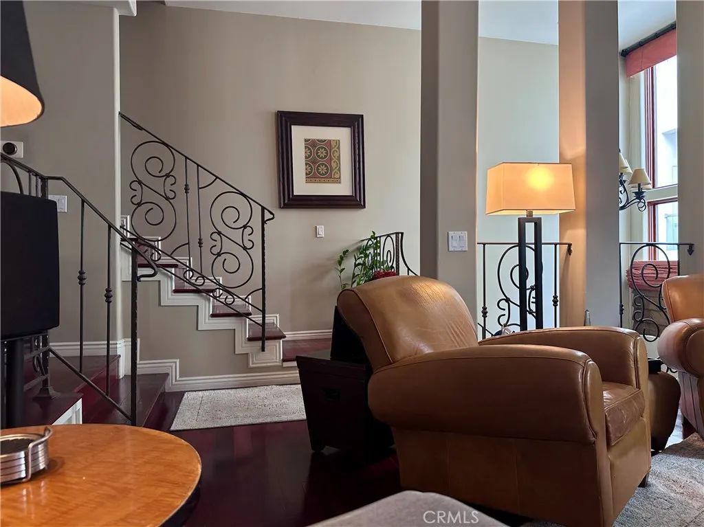 4328 Gentry Avenue 2, Studio City, CA 91604